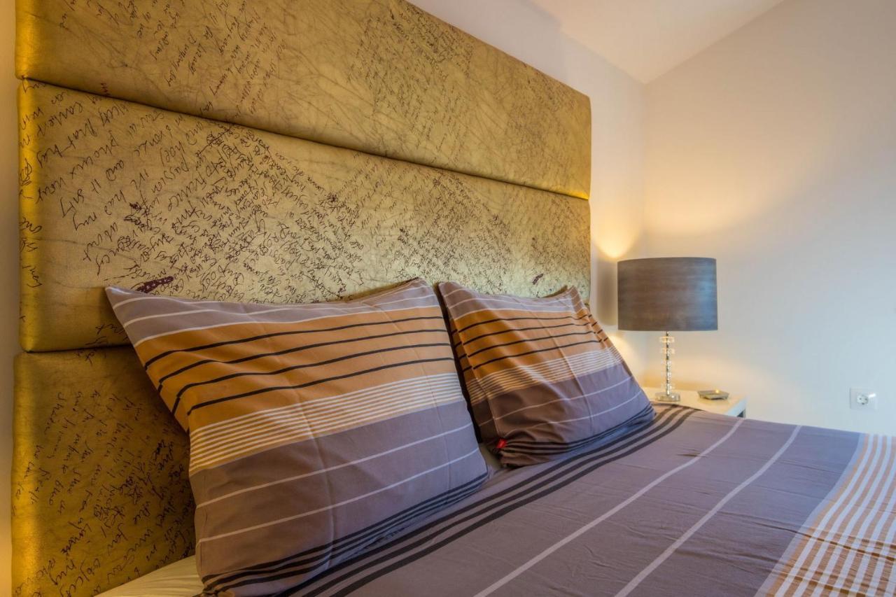 Apartments Adriatic ツリクヴェニツァ エクステリア 写真