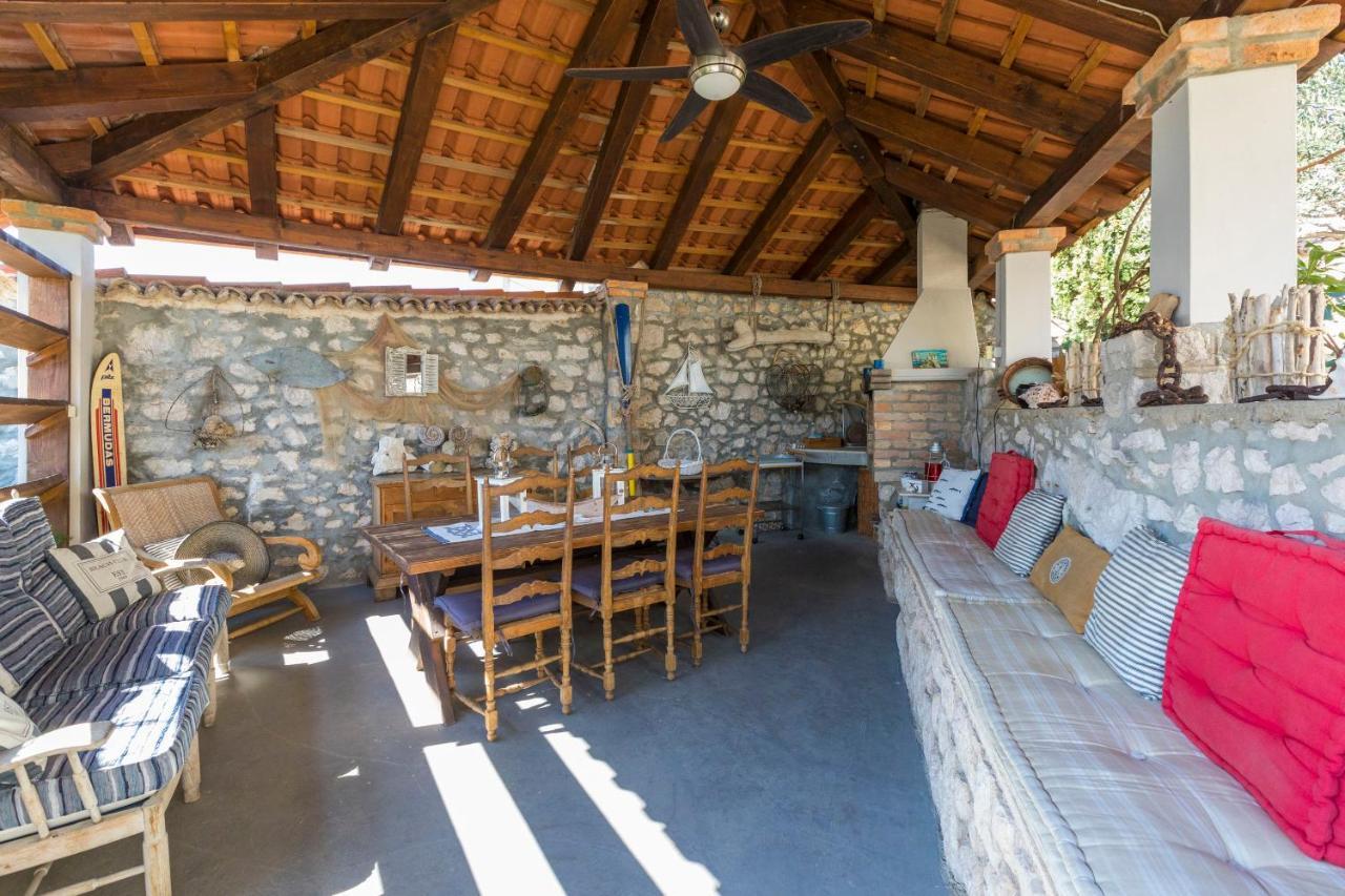 Apartments Adriatic ツリクヴェニツァ エクステリア 写真